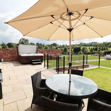 Manor Barn Villa Fulford  Bagian luar foto